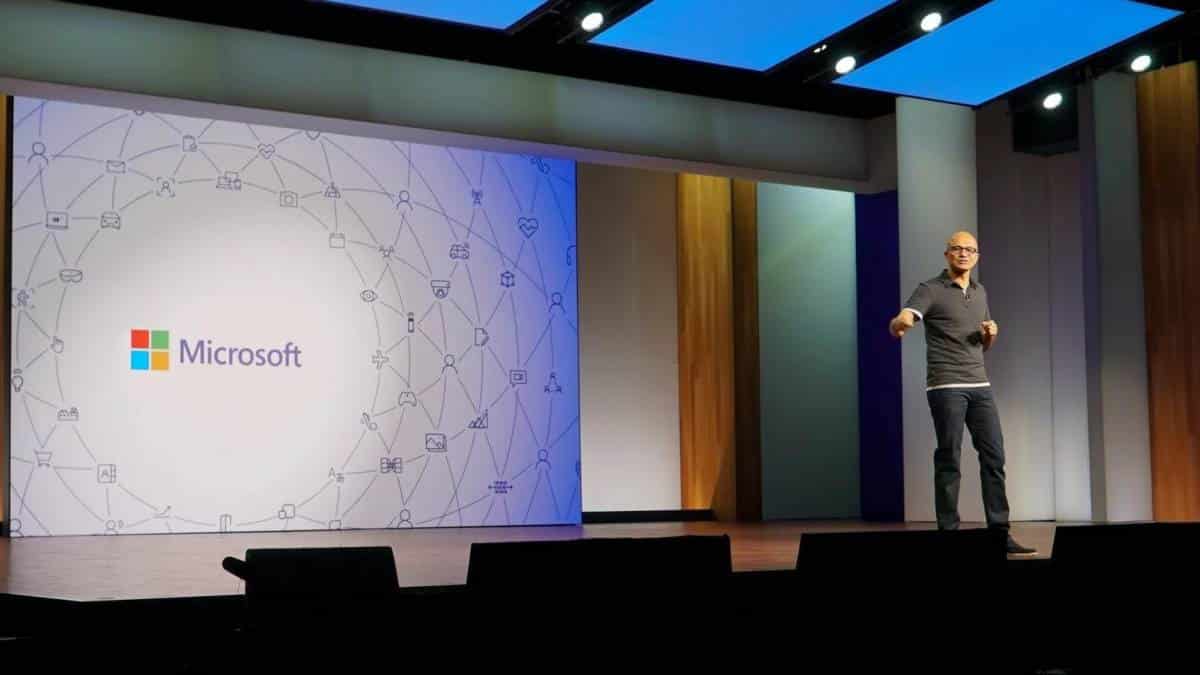 Microsoft segue Google e propõe regulamentação da inteligência artificial