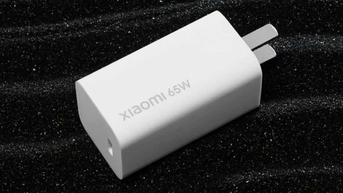 Xiaomi suspende vendas de carregador rápido de 65 W por vulnerabilidade