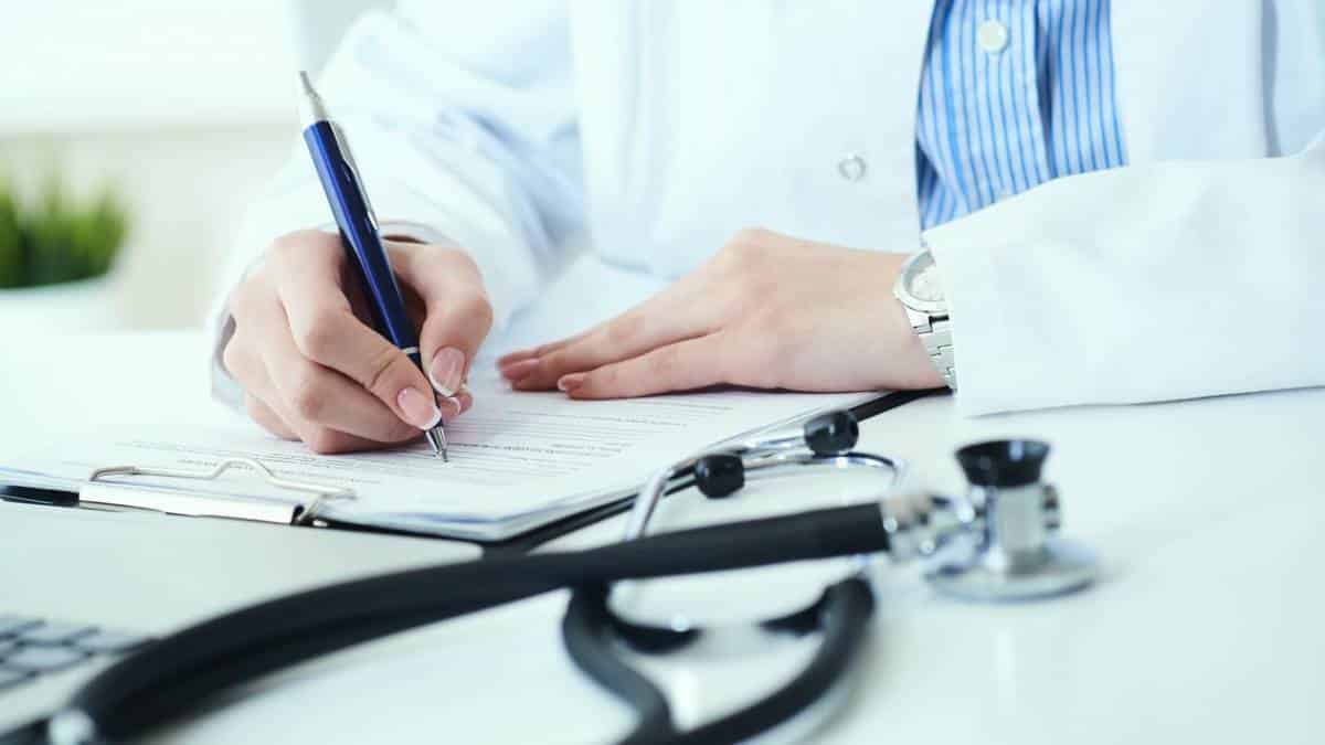 Governo permite validação digital de receitas e atestados
