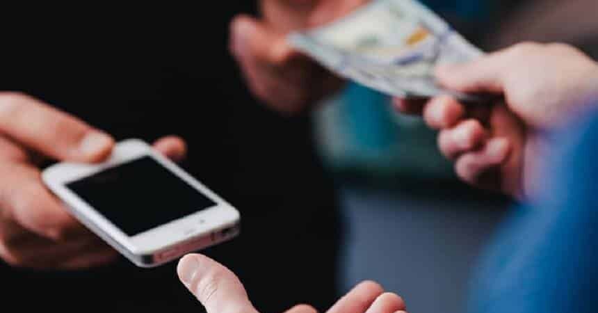 5 dicas na hora de comprar um celular usado - Olhar Digital