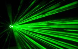 Nano laser capaz de detectar e tratar doenças