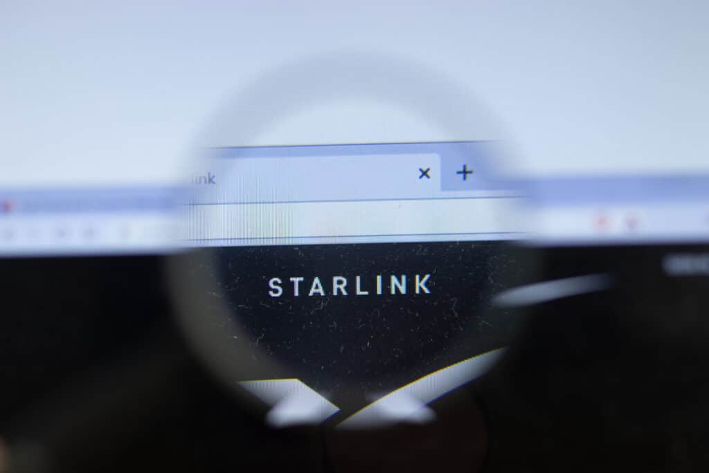 França anula duas licenças concedidas à Starlink