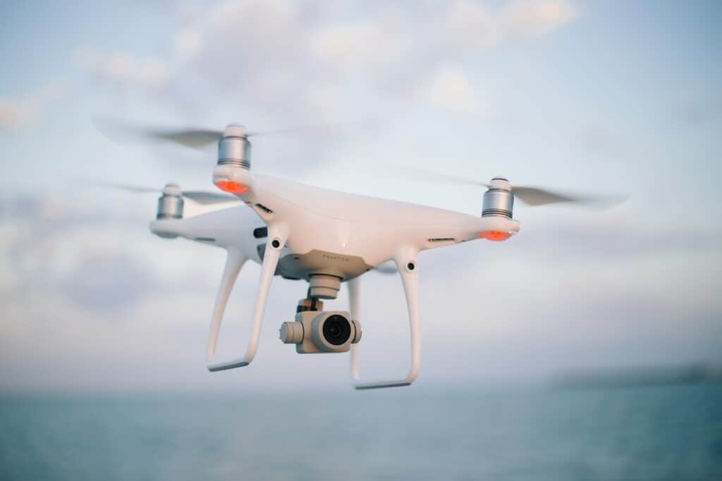 Pesquisadores da Alemanha querem criar um drone que procura você pelos seus gritos, a fim de salvar vítimas de desastres