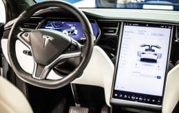 Tesla terá de fazer recall de mais de 158 mil carros com falha em displays