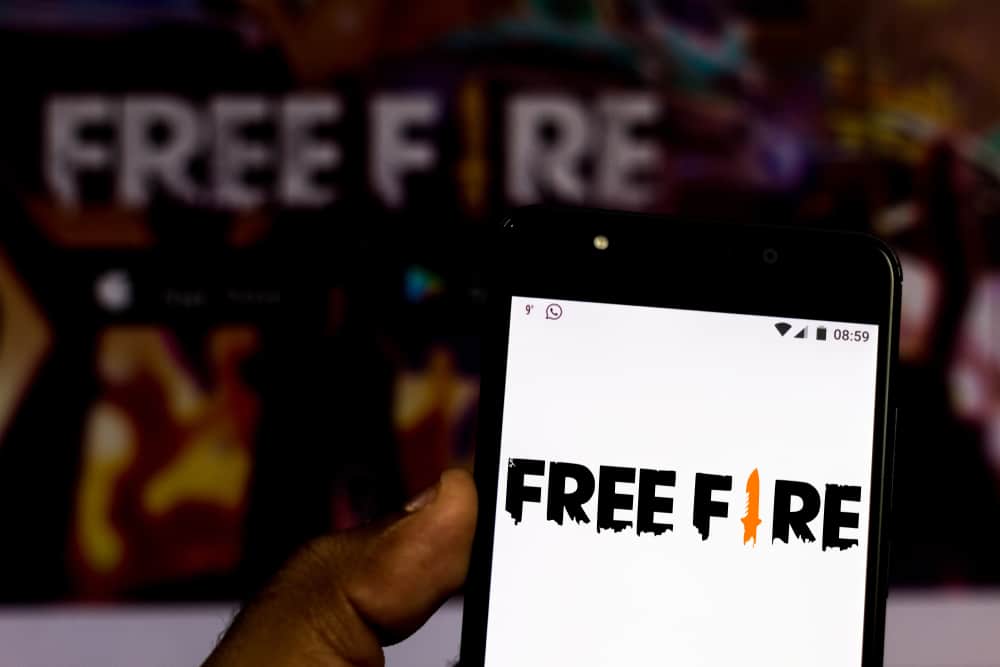 Como criar nomes para Free Fire com símbolos no Nickfinder