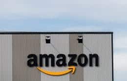 Após mortes causadas por tornado, funcionários da Amazon querem autorização para utilizar celulares