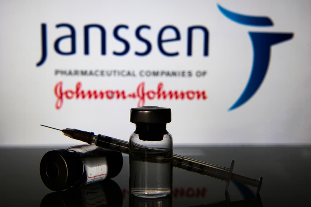 Anvisa recebe pedido da Janssen para uso emergencial da vacina