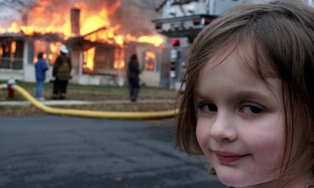 Meme incêndio Disaster Girl