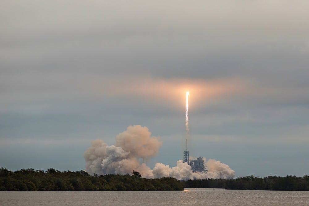 Uso de foguetes pode ser feito pela força aérea americana na entrega de cargas

Na imagem: lançamento de um foguete Falcon 9, da SpaceX