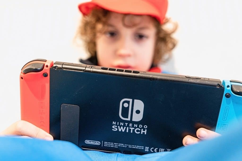Nintendo Switch. Imagem: giuseppelombardo / Shutterstock.com
