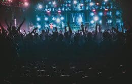 Sem Covid: milhares de pessoas participam de festival de música em Wuhan