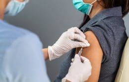 Áustria tem corrida por vacina após começo do lockdown para não vacinados