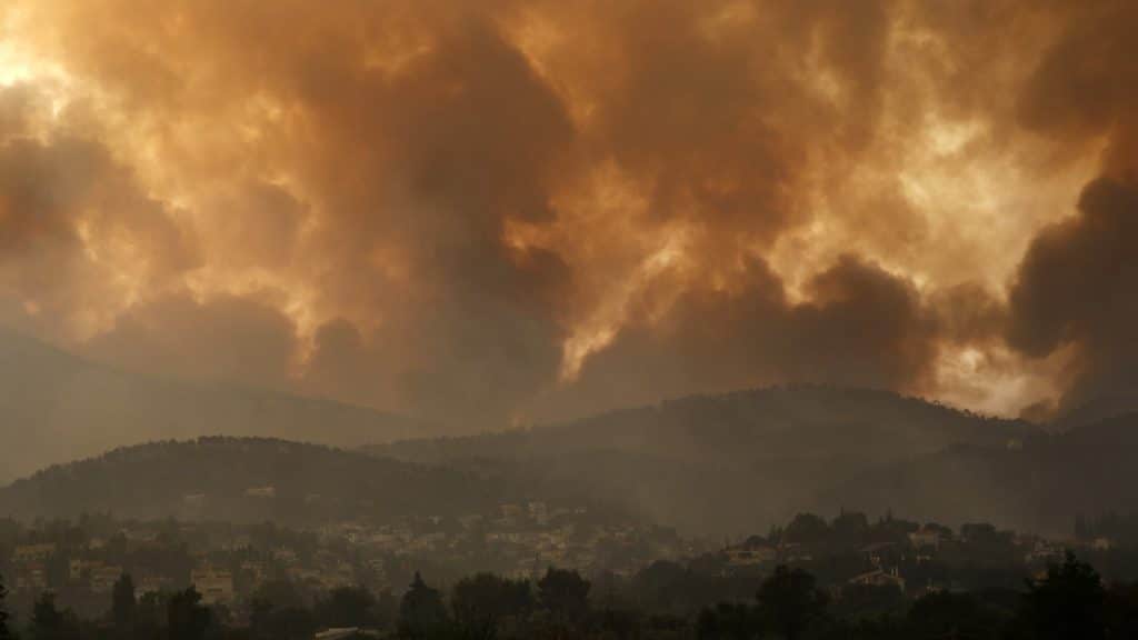 incendio-Grecia-1024x576 Mudanças climáticas: julho foi o mês mais quente já registrado pela humanidade