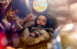 Luz, câmera, ação: equipe russa chega à ISS para gravar primeiro filme no espaço