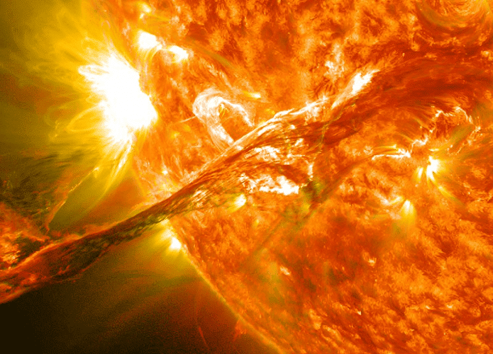 Filamento ejetado em uma erupção solar