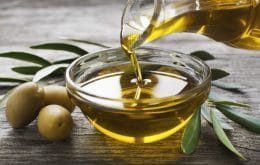 Governo suspende a venda de 24 marcas de azeite de oliva impróprias para consumo