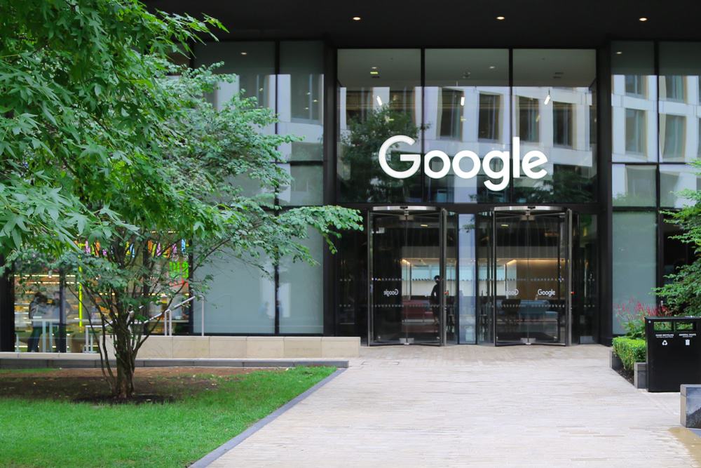 Kantor pusat Google di London dekat stasiun kereta St Pancras International dan Kings Cross
