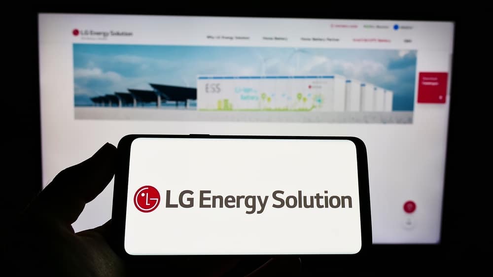 Empresa de baterias ‘LG Energy Solution’ se torna a segunda mais valiosa da Coreia do Sul