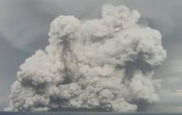 Ilhas menores de Tonga foram quase totalmente destruídas por tsunami causado por erupção vulcânica