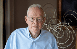Morre Eugene Parker, cientista que inspirou o nome da sonda solar da Nasa