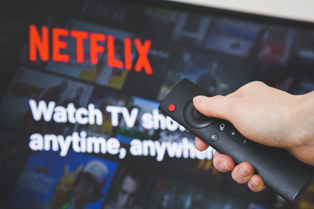 Após testes, Netflix irá restringir compartilhamento de contas