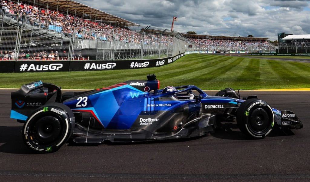 Fórmula 1: Williams remove parte da pintura do modelo 2022 para melhorar desempenho