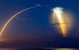 Veja imagens de “água-viva espacial” gerada por lançamento da SpaceX