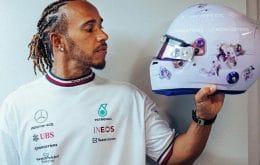 Lewis Hamilton apresenta um capacete realmente estranho para o GP de Mônaco
