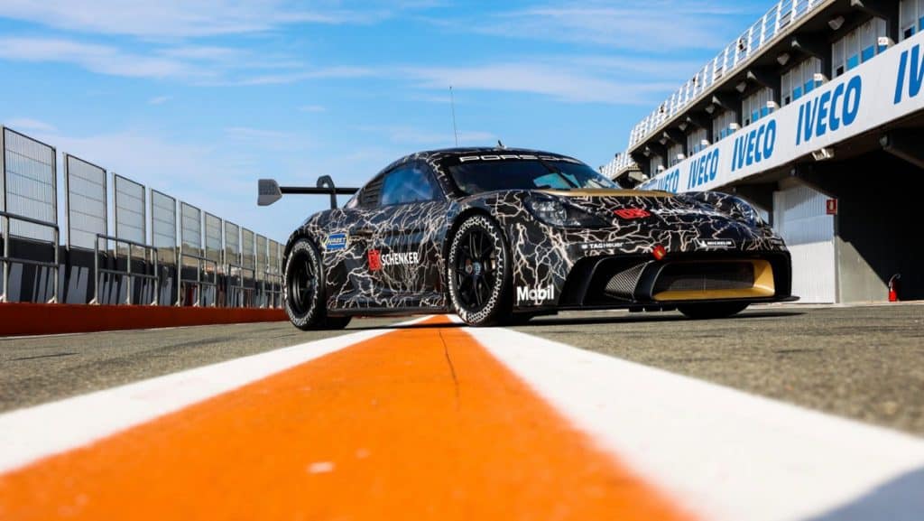 Elétrico Porsche 718 Cayman GT4 ePerformance oferece mais de 1.000 cv em potencial do Mission R