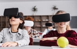 O que faz um óculos de realidade virtual (VR)?