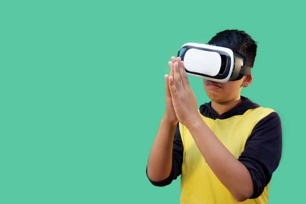 Visitamos a VR Church: como é o culto de igreja em realidade virtual
