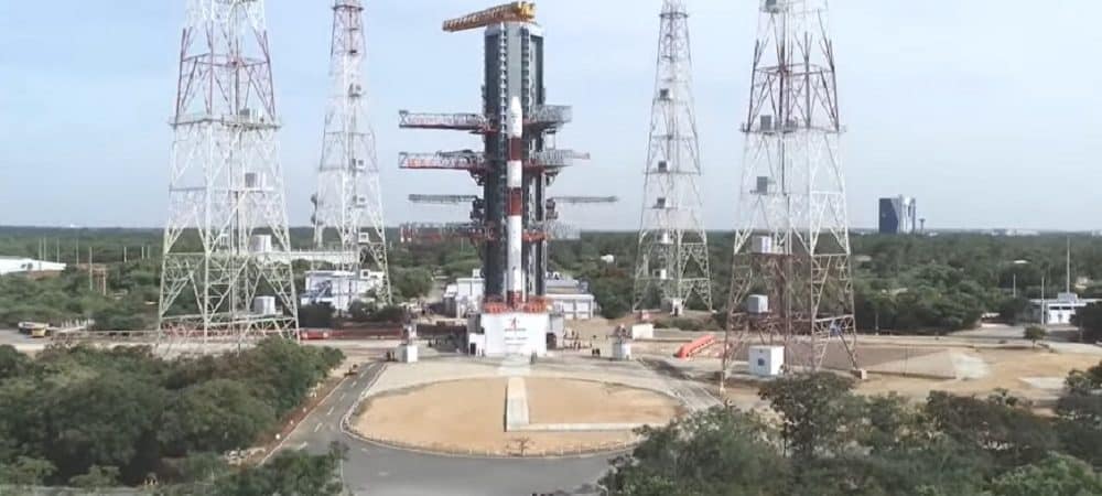 foguete-lancador-de-satelites-pequenos-da-India-1000x450