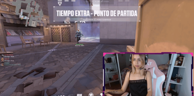 Streamer que foi suspensa da Twitch por vídeo ao vivo