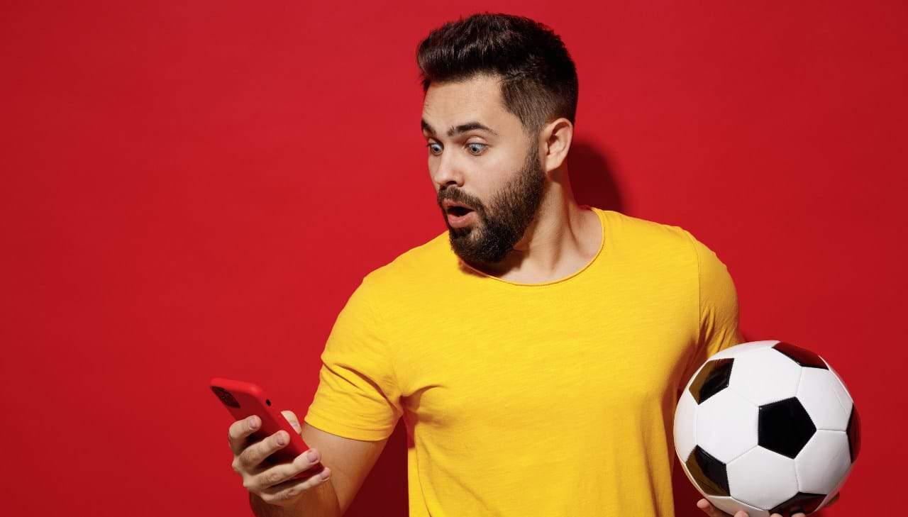 Como baixar e jogar Futebol do Vencedor no celular