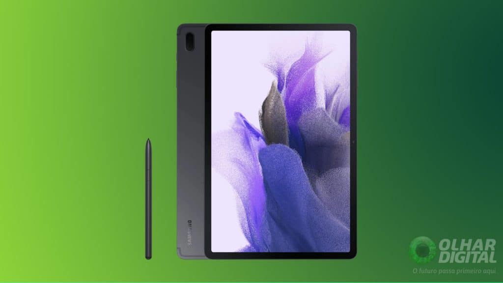 Galaxy Tab S7 FE front and back view with stylus